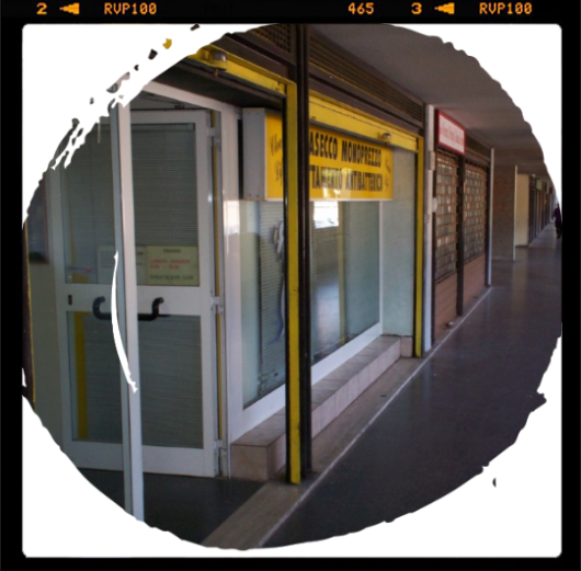 Lavasecco in Franchising Clean Life/spinaceto Lavasecco in Franchising Clean Life/Quartiere spinaceto roma